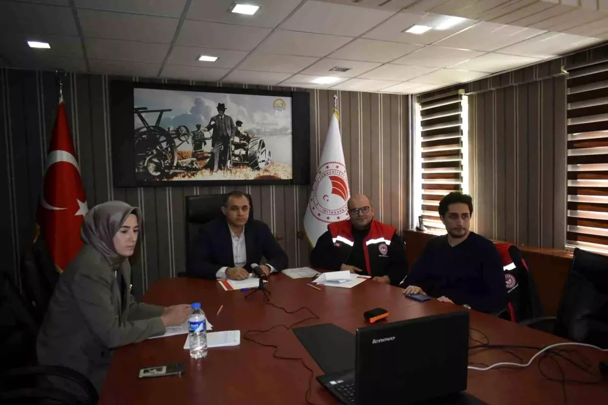 bitkisel uretim icin degerlendirme toplantisi yapildi upiWahQT