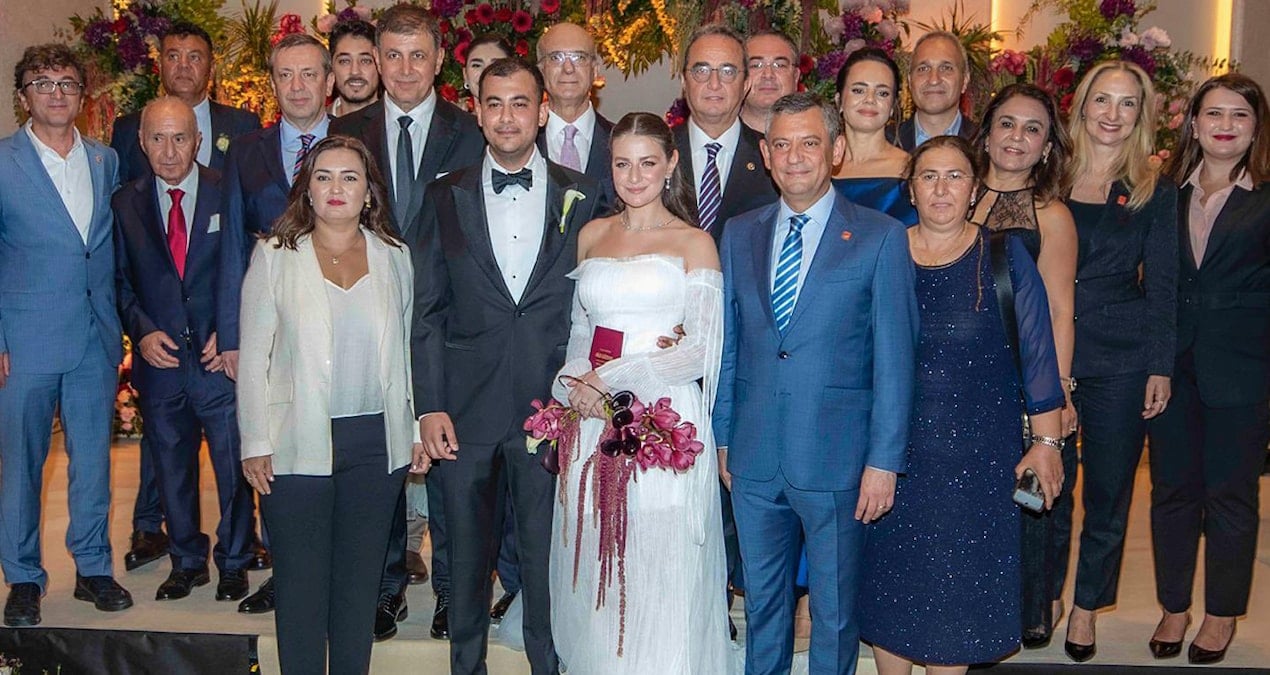 olaganustu kurultay oncesi chplileri bulusturan dugun uZCh2xZn