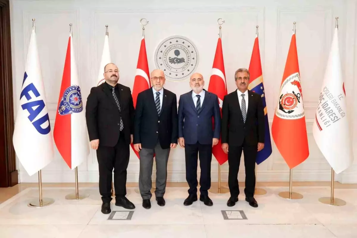 elazig ticaret borsasi baskani icisleri bakan yardimcilari ile ekonomi temaslarinda bulundu 1UuqGA2X.jpg