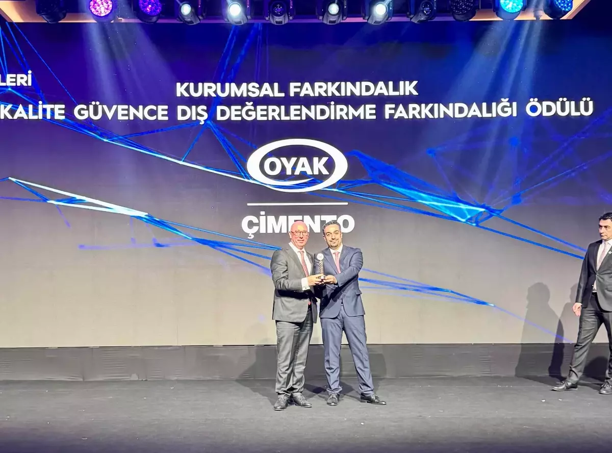 oyak cimento kurumsal farkindalik odulunu kazandi yGkMrLEC