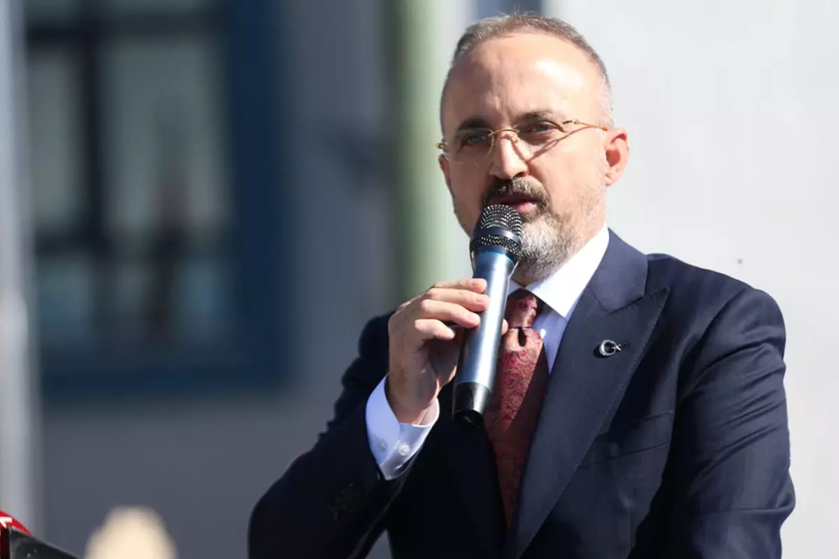 tbmmdeki ocalan sloganlarina bulent turandan tepki hic mi akilli adam yok cyBze5DQ