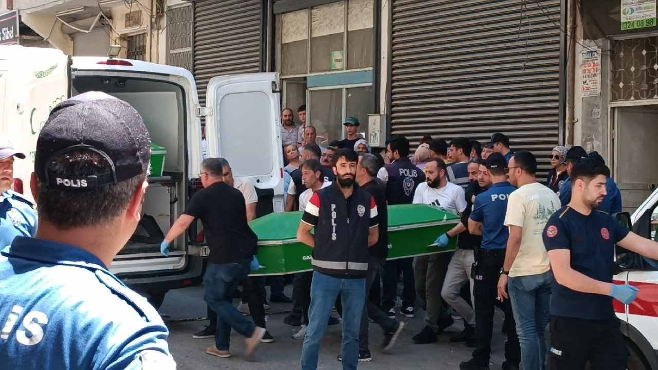 Gaziantep’te vahşet: Cezaevinden izinli çıktı eski eşini katledip intihar etti Img
